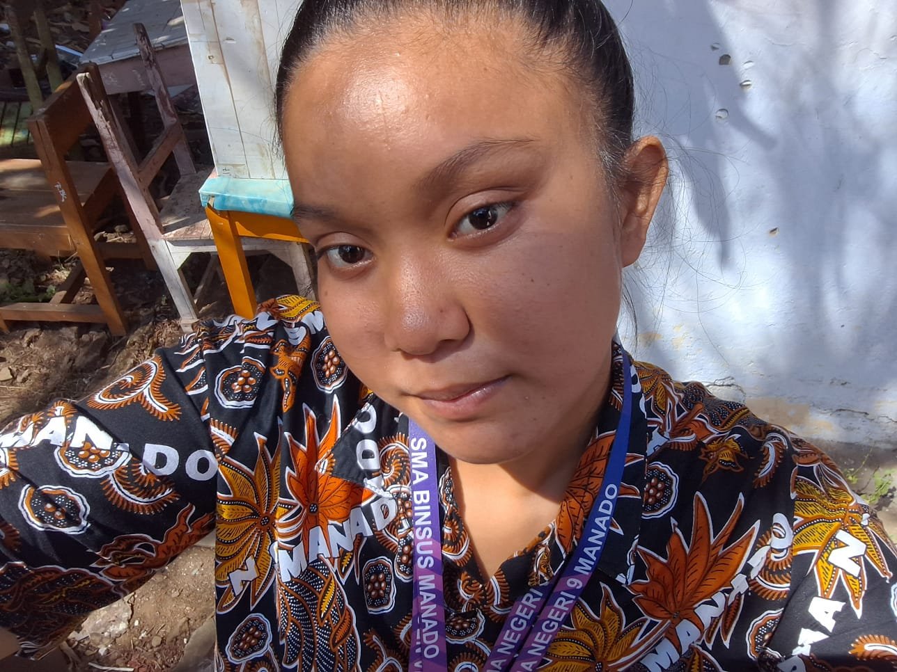 Foto kedua Jovinka Saroinsong
